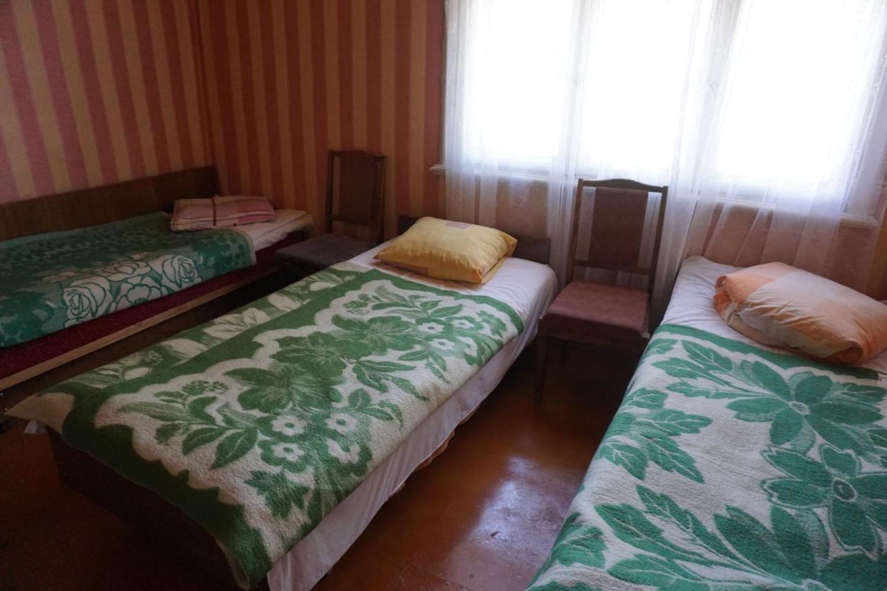 Pilskalnu Hostelis Кулдига Экстерьер фото