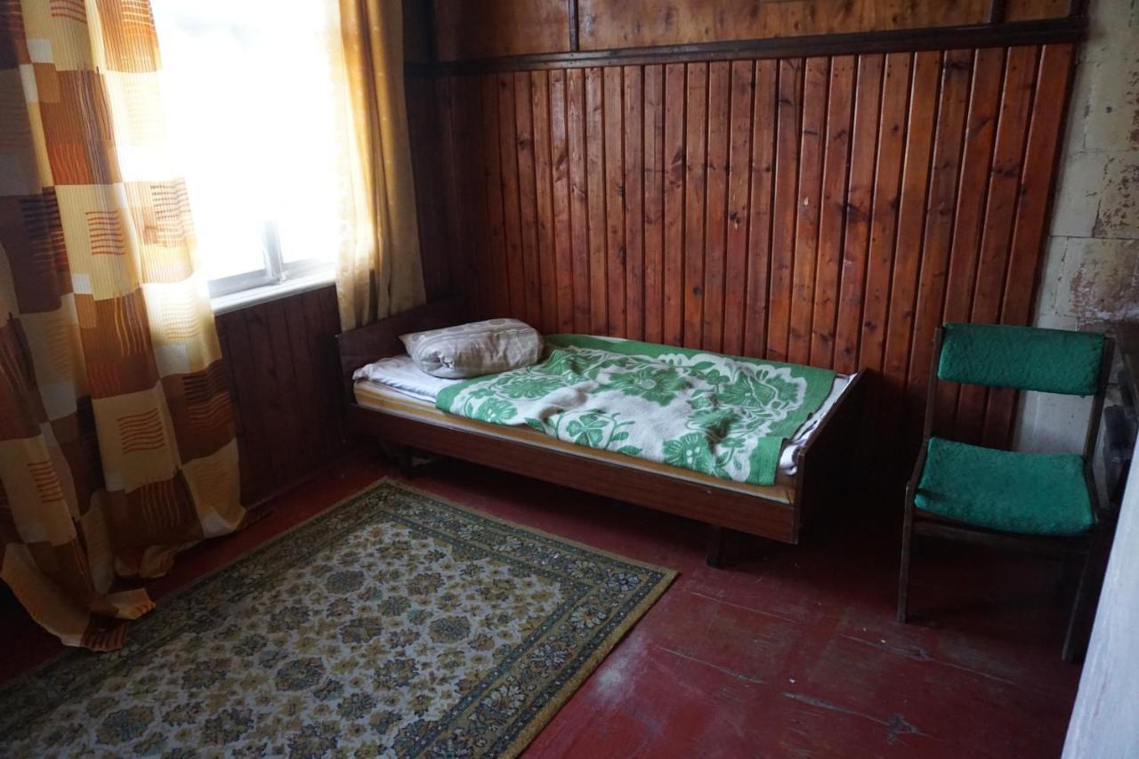 Pilskalnu Hostelis Кулдига Экстерьер фото